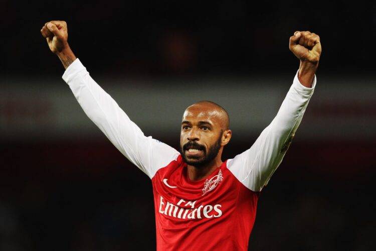 Henry đã giúp Arsenal giành được 2 chức vô địch Premier League, 3 FA Cup và 2 Community Shield.