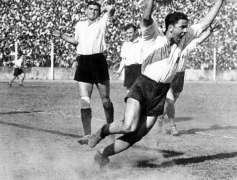 Moreno là một biểu tượng của bóng đá Argentina, được ví như "cha đẻ" của bóng đá hiện đại Argentina.