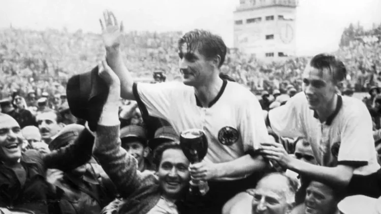 Những đóng góp của Fritz Walter đã giúp bóng đá Đức trở thành một trong những nền bóng đá hàng đầu thế giới.