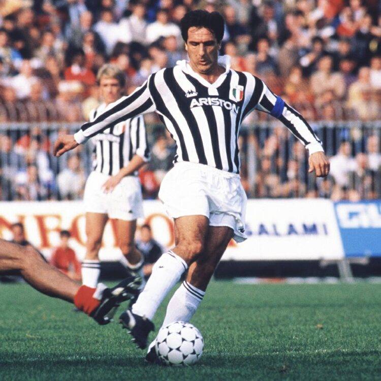Ông được coi là một trong những hậu vệ xuất sắc nhất mọi thời đại, và là một biểu tượng của Juventus và đội tuyển quốc gia Ý.
