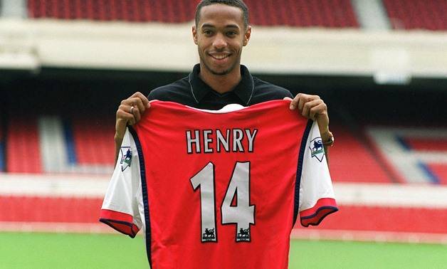 Mùa hè 1999, Henry chuyển đến Arsenal với mức phí 11 triệu bảng.