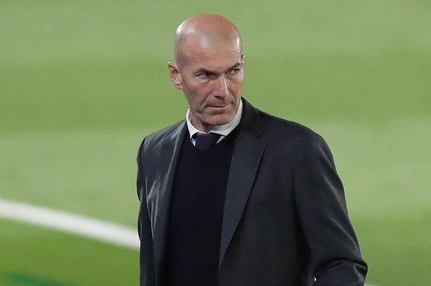 Zinedine Zidane đang tích cực chuẩn bị cho sự trở lại của mình trên cương vị một huấn luyện viên