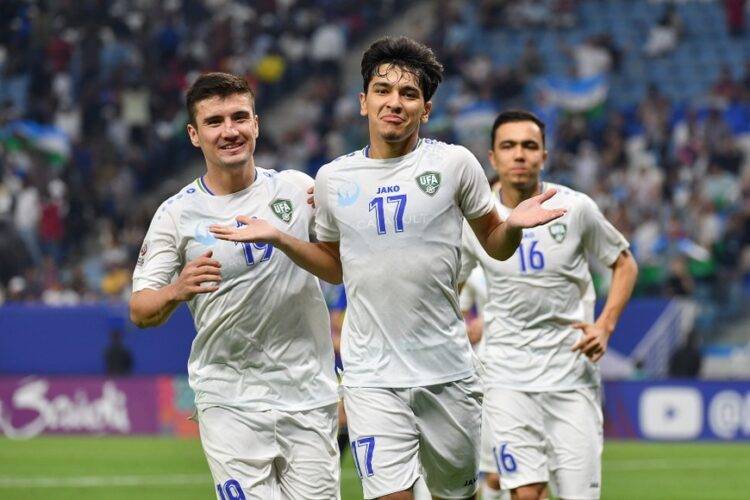 U23 Uzbekistan và U23 Việt Nam, đang tràn đầy phấn khởi sau những chiến thắng liên tiếp